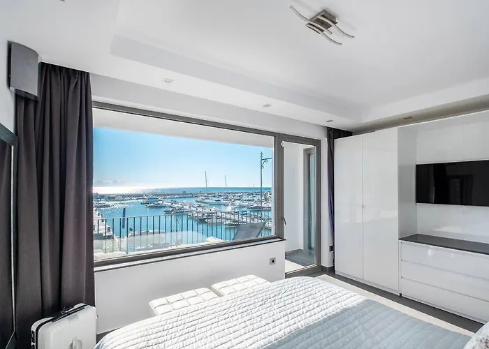 Puerto Banus Front Line 2 Bedroom Apartmán Marbella