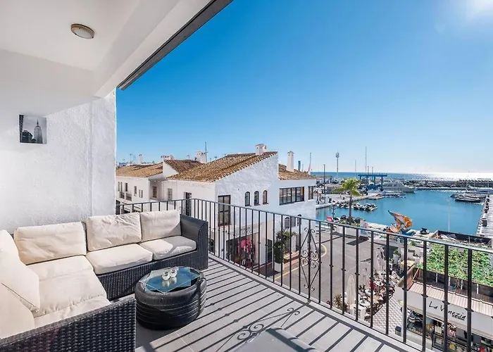 Lägenhet Puerto Banus Front Line 2 Bedroom